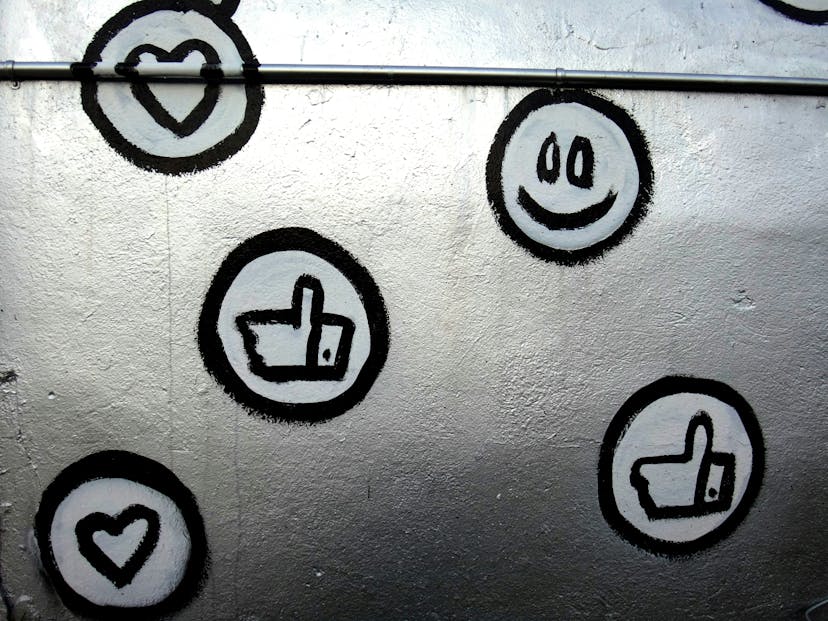/why-should-brands-turn-to-web3-social-media feature image