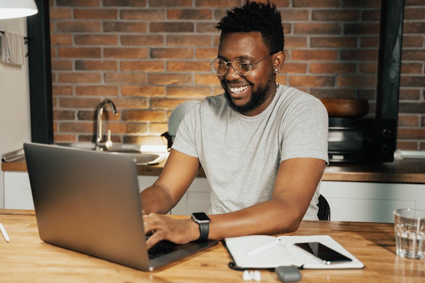 /how-to-prepare-yourself-and-your-cv-for-remote-tech-opportunities-k91k37qy feature image