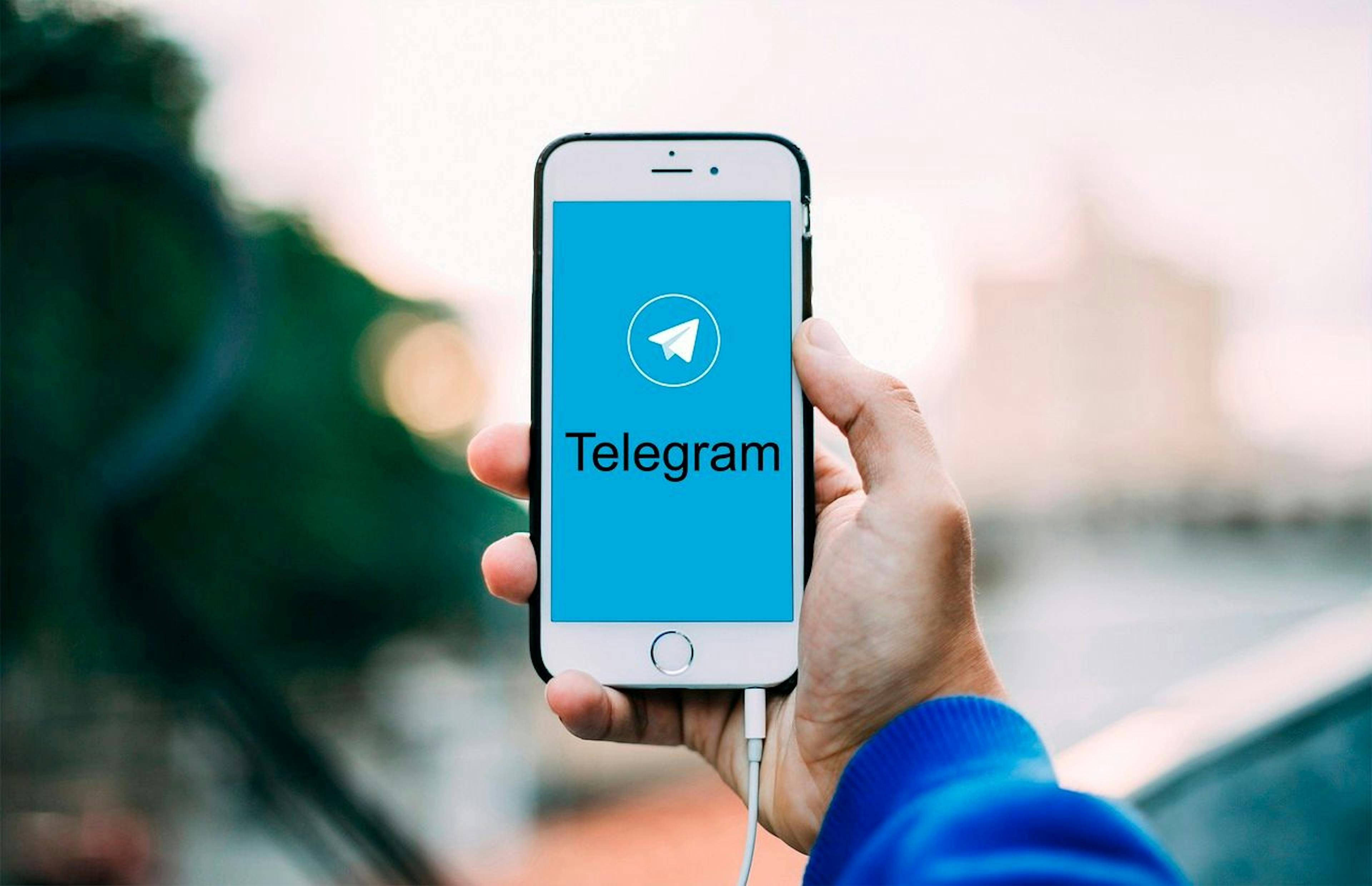 featured image - Telegram Crypto 커뮤니티를 구축하는 10가지 방법