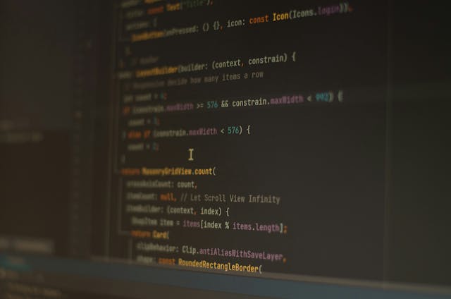 /react-native-adapts-to-apples-liquid-glass-updatecan-flutter-keep-up feature image