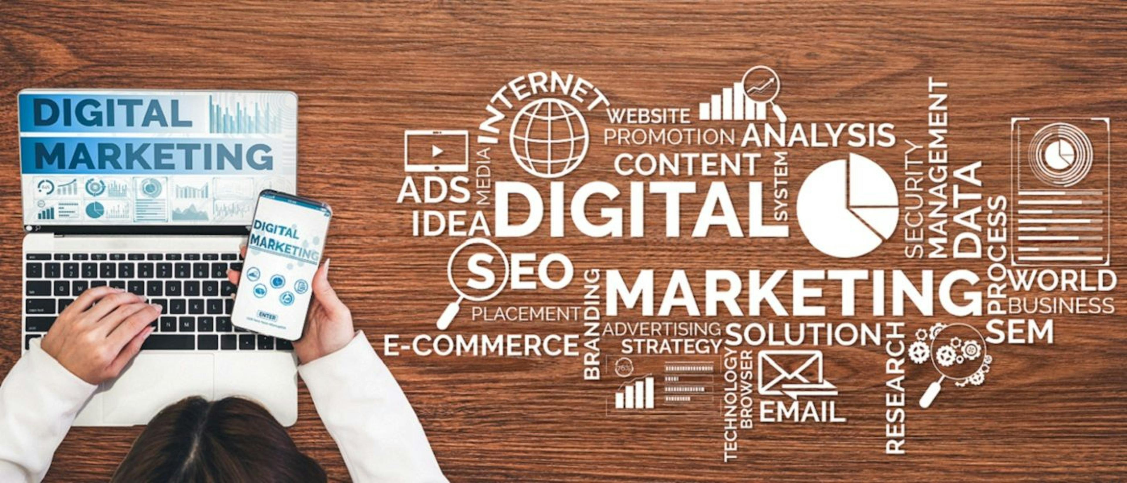 /a-complete-guide-to-online-marketing-for-businesses-od45359a feature image