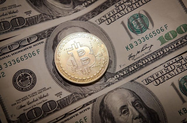 /how-does-cryptocurrency-affect-the-global-financial-system feature image