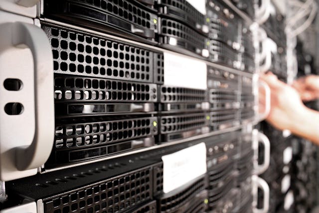 /6-key-things-to-look-for-in-a-managed-it-service-provider-221431xi feature image