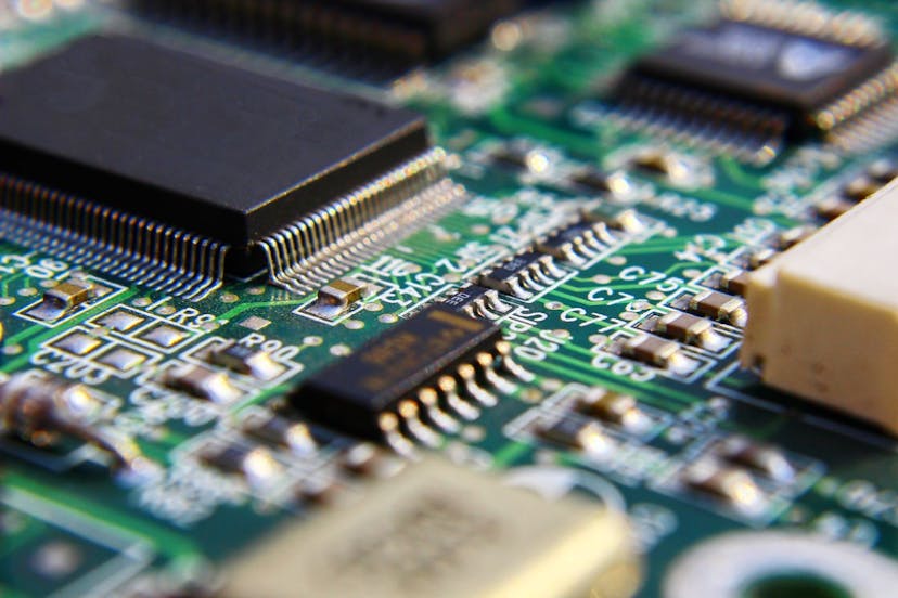 /comparing-the-top-5-cad-software-for-electronics-design-development feature image