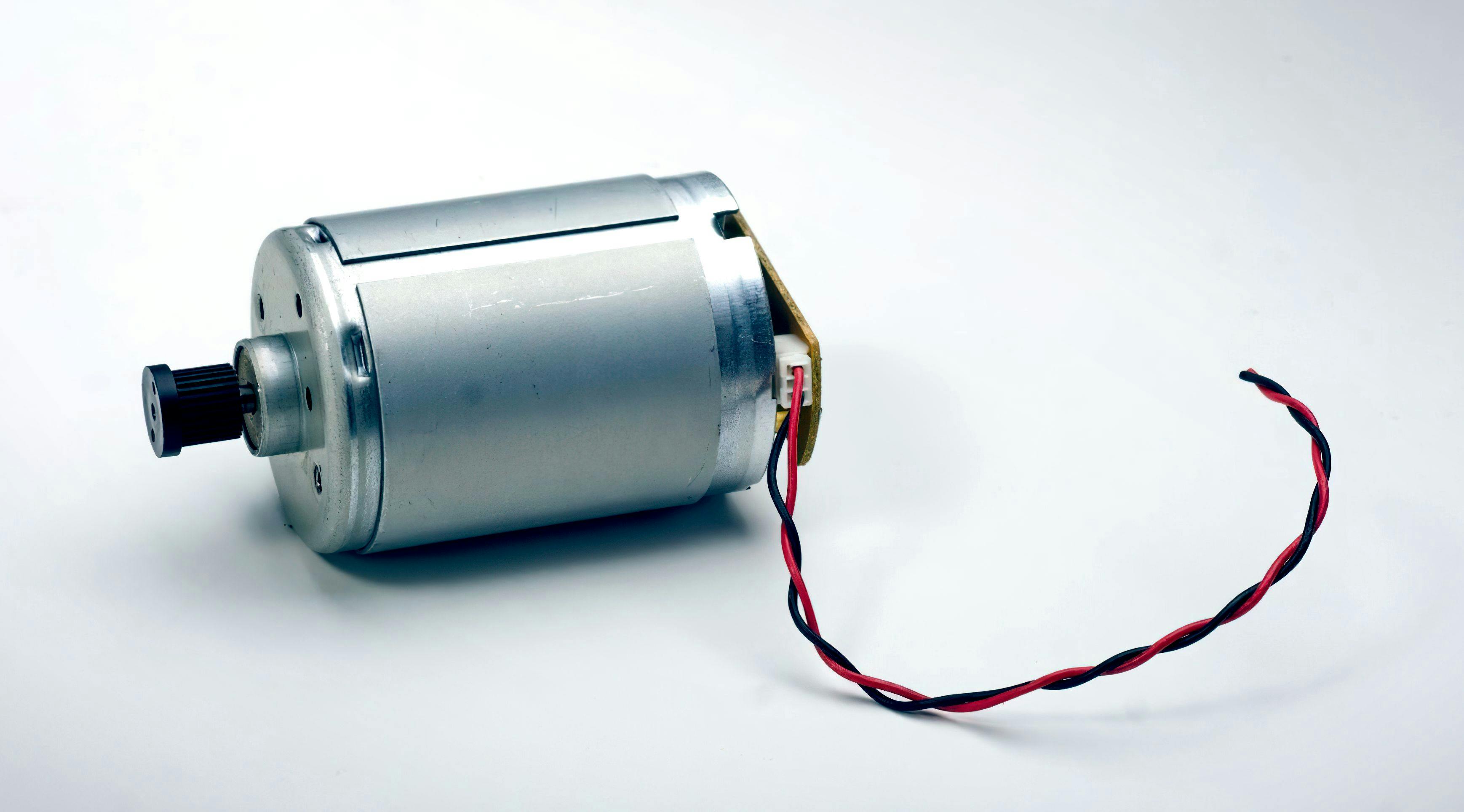 /building-a-brushed-dc-motor-controller-an-overview-ha3r3397 feature image
