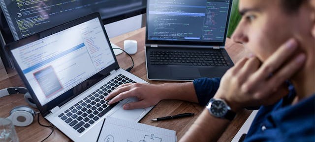 /project-development-specifications-transforming-ideas-into-it-products feature image