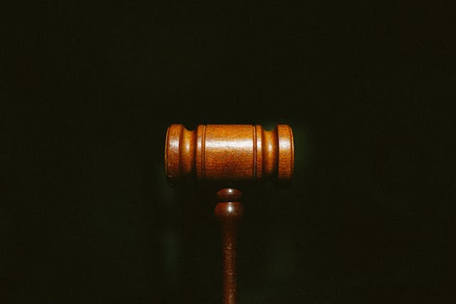 /ai-vs-the-law-its-complicated feature image