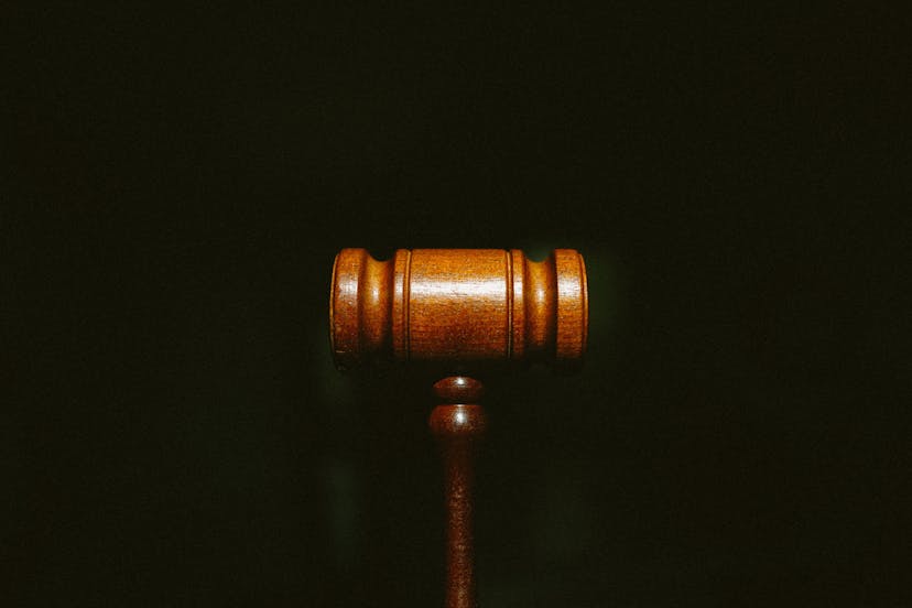 /ai-vs-the-law-its-complicated feature image