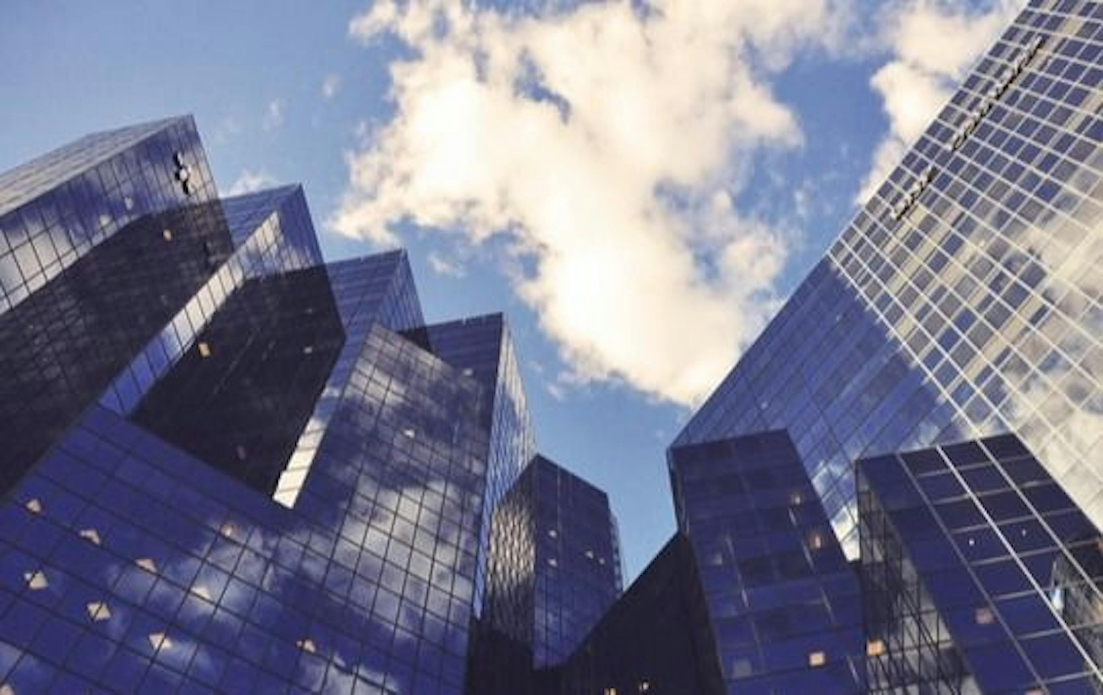 /using-a-self-serve-data-architecture-to-share-data-across-development-teams feature image