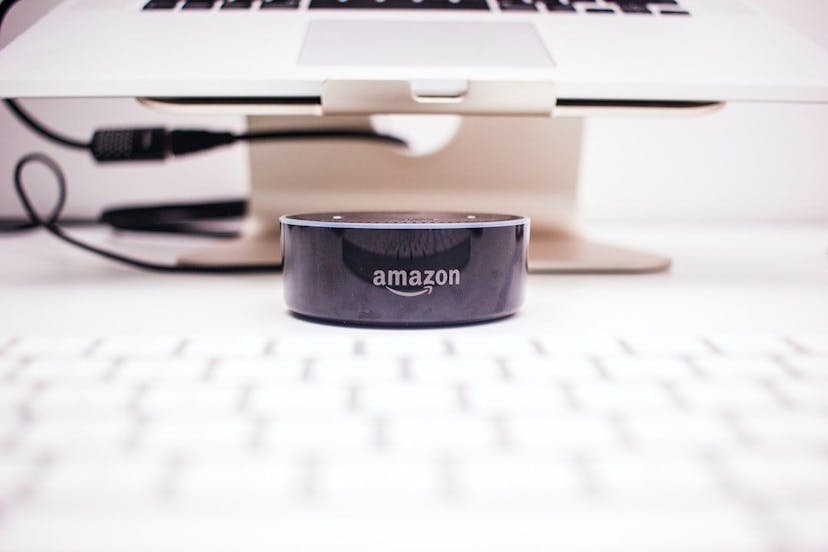 /amazon-data-science-interview-window-functions-and-aliasing-cf1e33r3 feature image