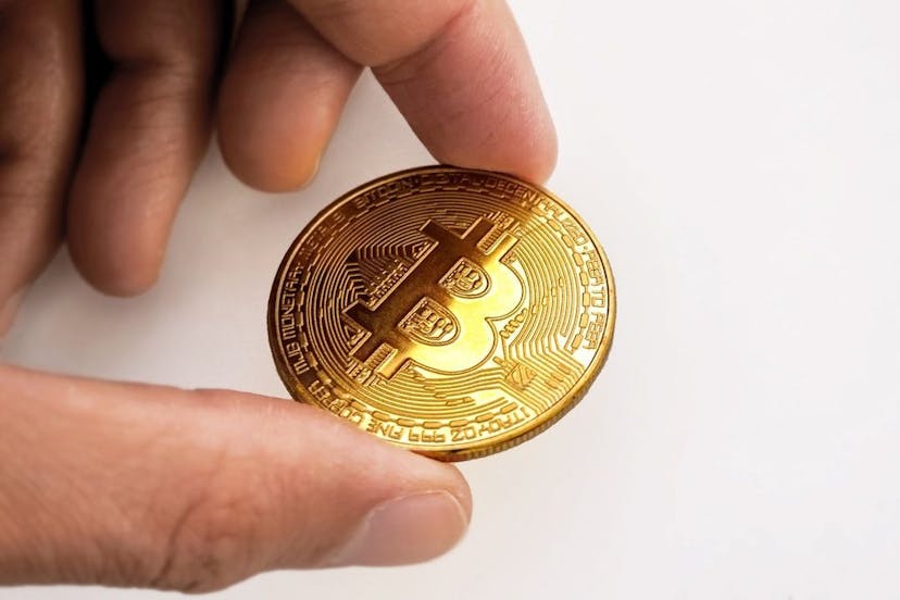 /non-custodial-yield-generation-finally-provides-financial-freedom-through-cryptocurrencies-8f1637y7 feature image