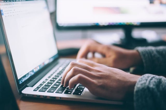 /10-useful-tips-and-tricks-that-will-help-you-make-the-most-of-chrome-devtools feature image