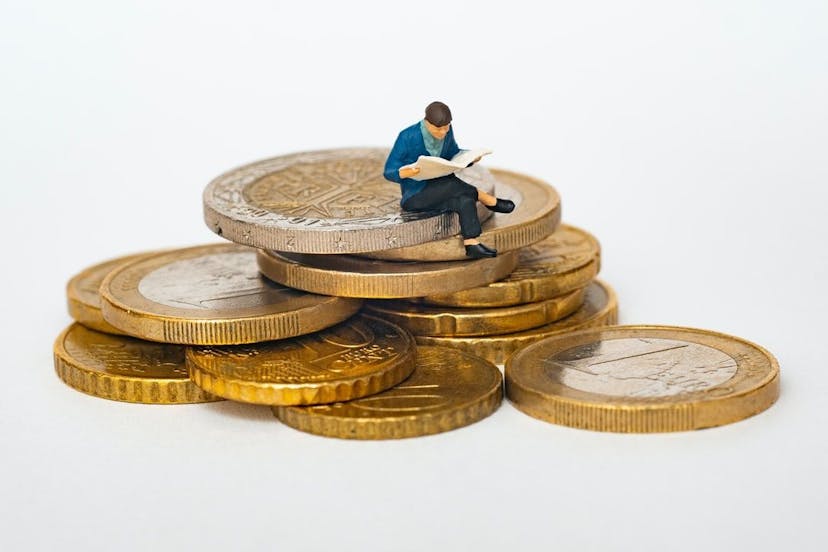 /introductory-guide-to-unit-economics-and-financial-modeling-for-early-stage-tech-startups feature image