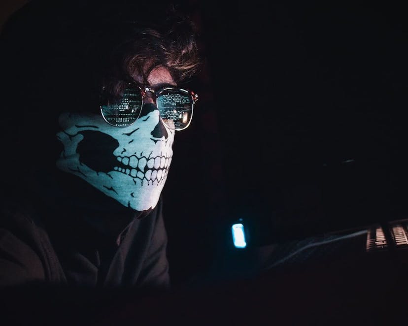 /what-is-cyberwarfare feature image