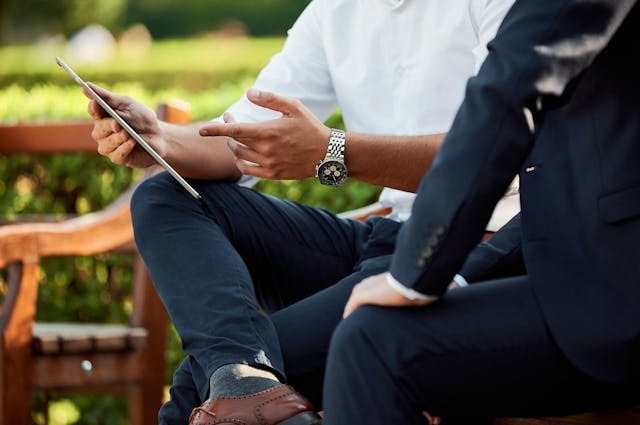 /7-saas-tools-to-guarantee-accelerated-growth-for-your-business feature image