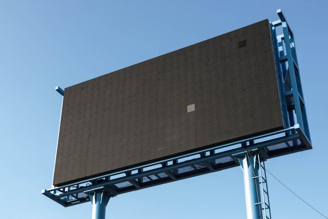 featured image - 5 Reasons to Build a White Label Programmatic DOOH Advertising Platform 