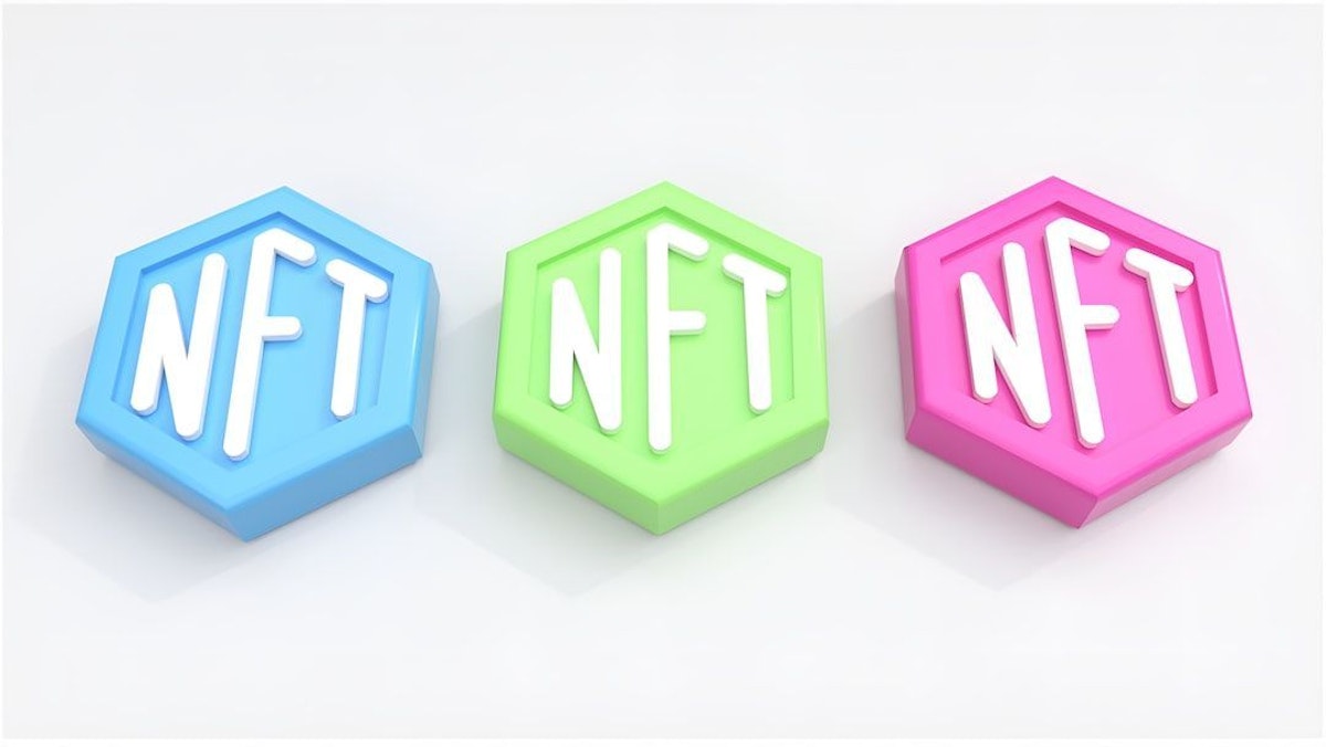 featured image - 5 Best Polygon Wallets For NFTs in 2022
