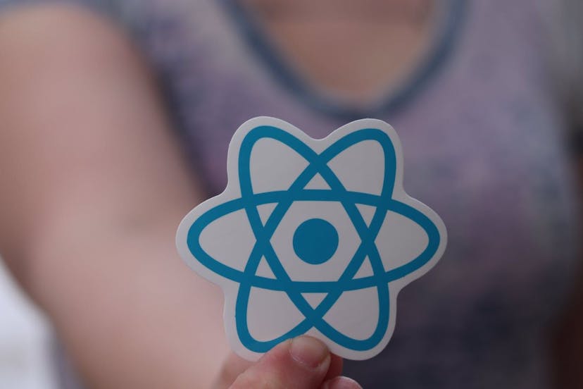 /build-a-solana-crowdfunding-app-using-react feature image