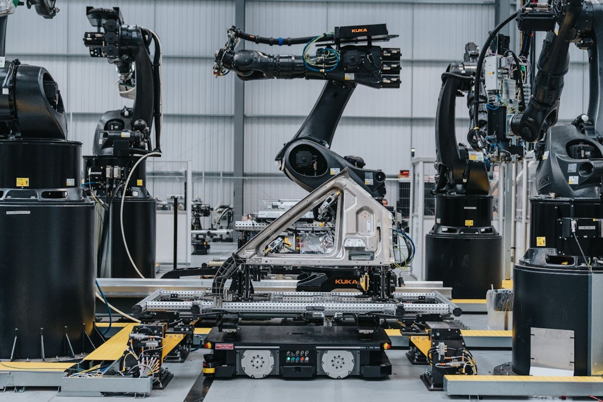 featured image - Implementation of Mobile Robots for an Autonomous Scalable Smart Factory