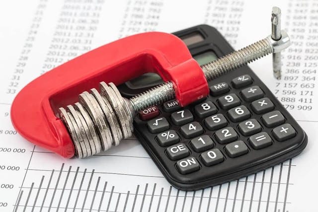 /importance-and-tips-of-financial-management-in-small-business feature image