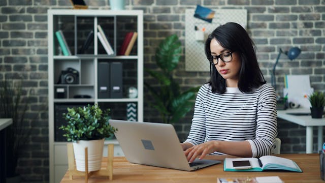/safe-and-secure-best-practices-for-communicating-with-virtual-assistants feature image