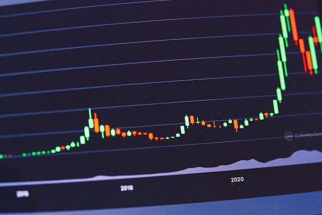 /5-reasons-to-try-out-social-trading-in-cryptocurrencies-lz7t368i feature image