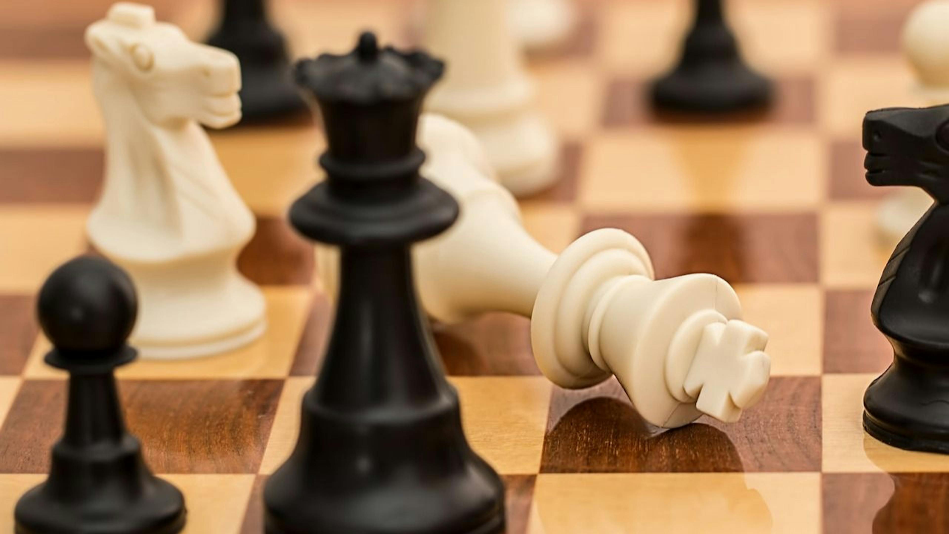 featured image - IntelliGame in Action: Gamifying JavaScript Unit Tests - Abstract and Intro