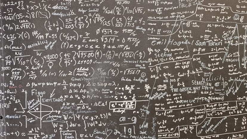 /revisiting-discrepancies-in-diffusion-theory-the-solution-to-milnes-problem-for-b-particles feature image