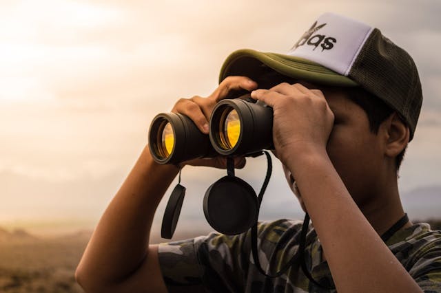 /talent-sourcing-strategy-how-to-find-great-employees-3cl3427 feature image