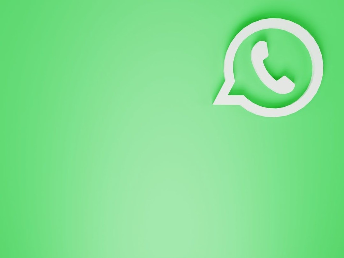 featured image - Understanding WhatsApp Architecture 