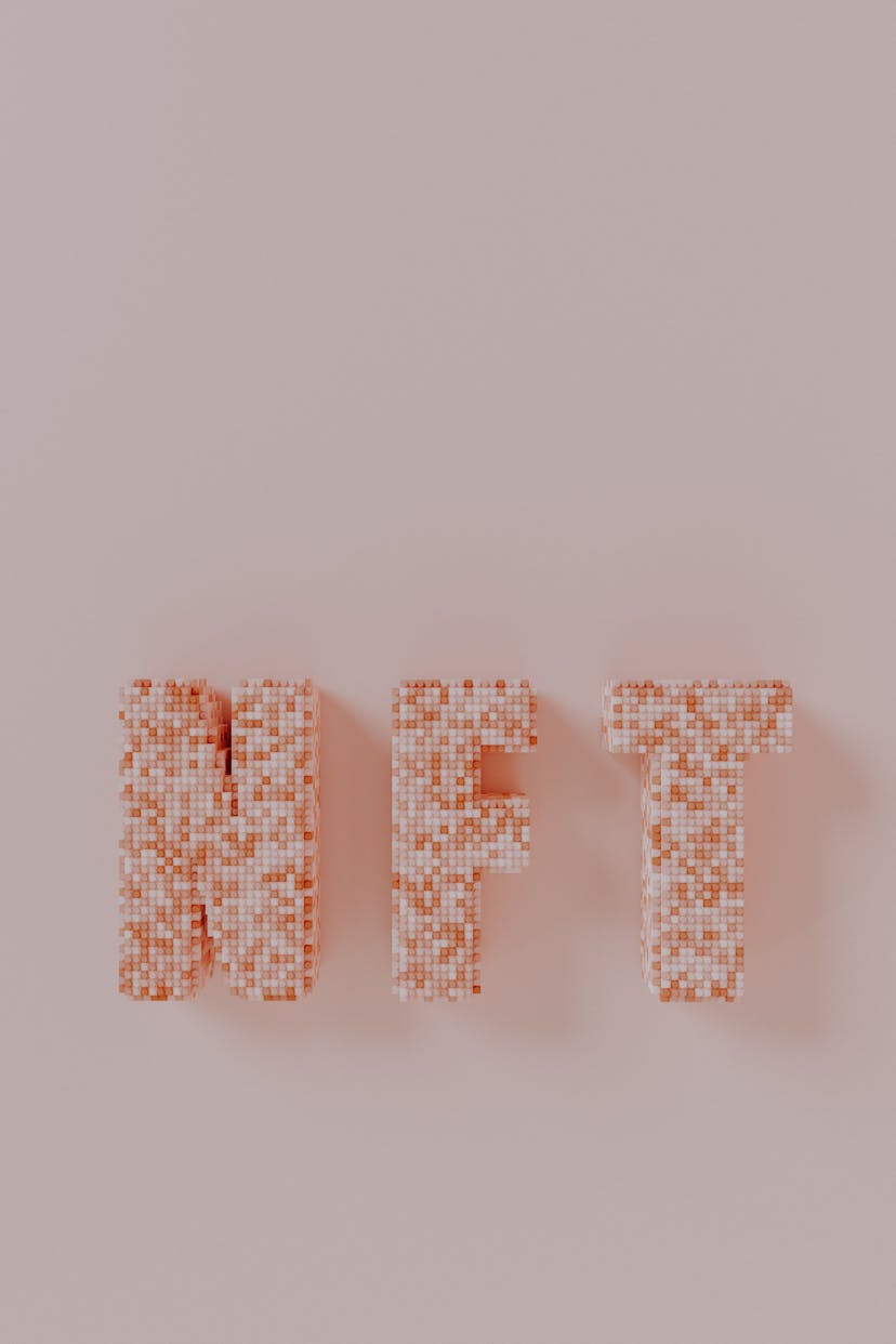 /6-ways-to-start-using-nfts-in-your-business feature image