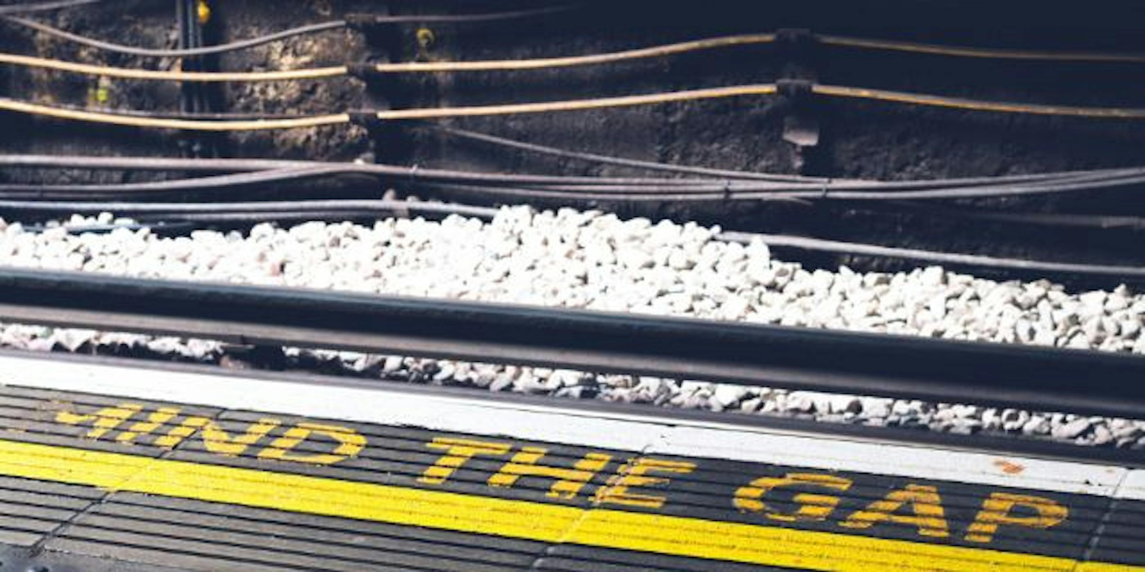 /explaining-the-gaps-in-your-resume feature image