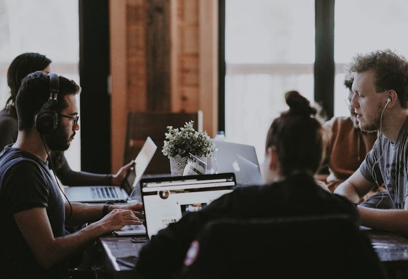 /7-visual-studio-tools-to-improve-your-software-development-in-2021 feature image