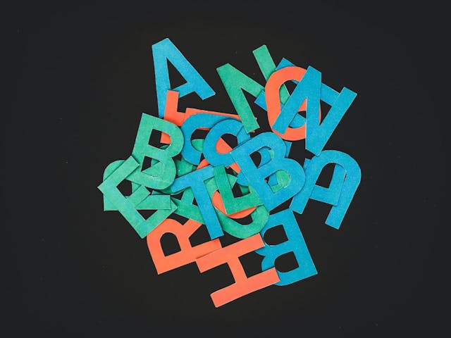 /the-beginners-guide-to-font-selection-tips-and-top-free-typeface-combinations-for-impactful-ui feature image