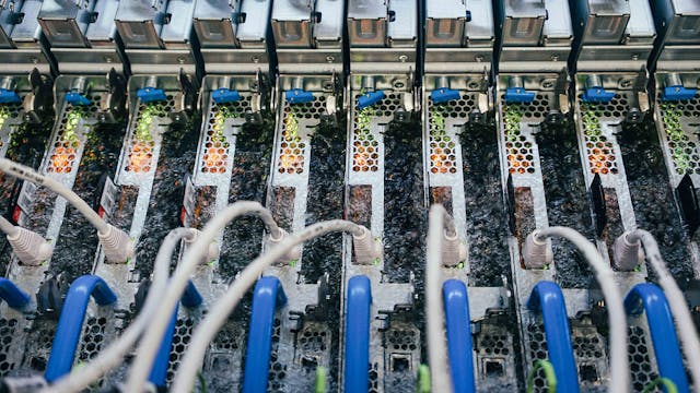 /liquid-dreams-the-rise-of-immersion-cooling-and-underwater-data-centers feature image