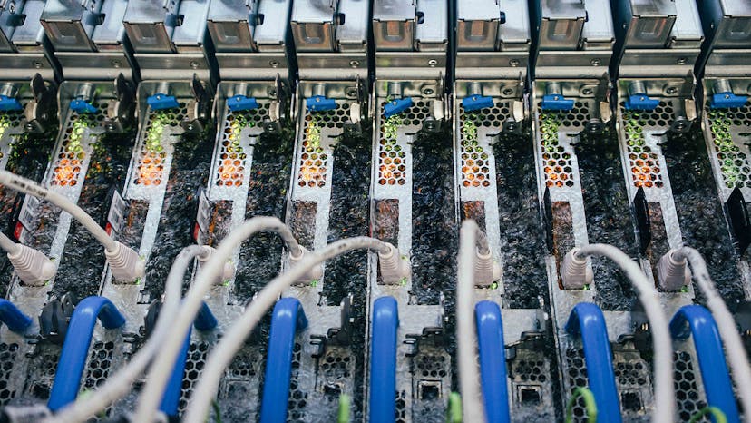 /liquid-dreams-the-rise-of-immersion-cooling-and-underwater-data-centers feature image