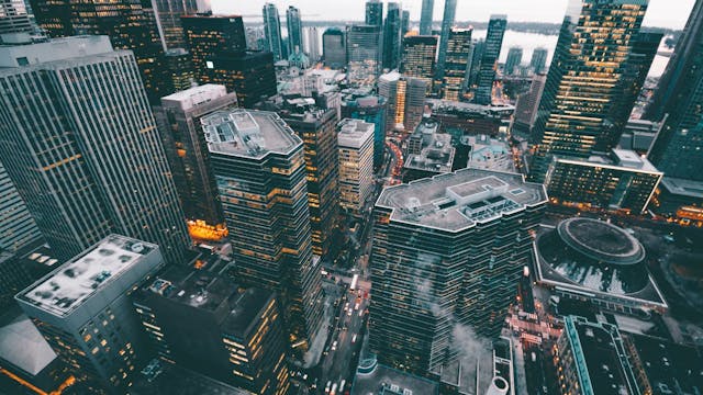 /5-ways-defi-is-impacted-by-the-adoption-of-embedded-finance-in-the-blockchain-industry feature image