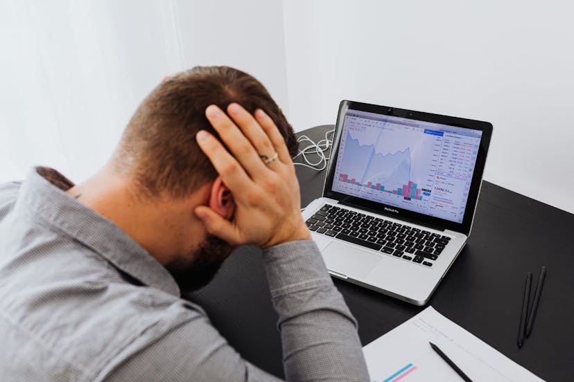 /recession-proof-your-ecpm-and-ad-revenue-a-guide-for-digital-publishers feature image