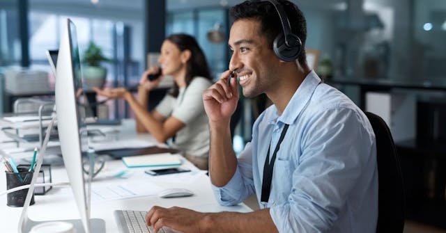 /b2b-trends-every-salesperson-should-know-about feature image
