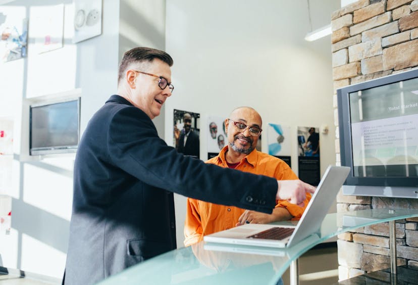/can-salespeople-trust-ai-to-do-all-the-busywork feature image