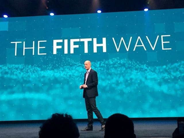 /how-the-5th-wave-of-computing-and-iot-are-changing-our-lives-dq1j33rw feature image