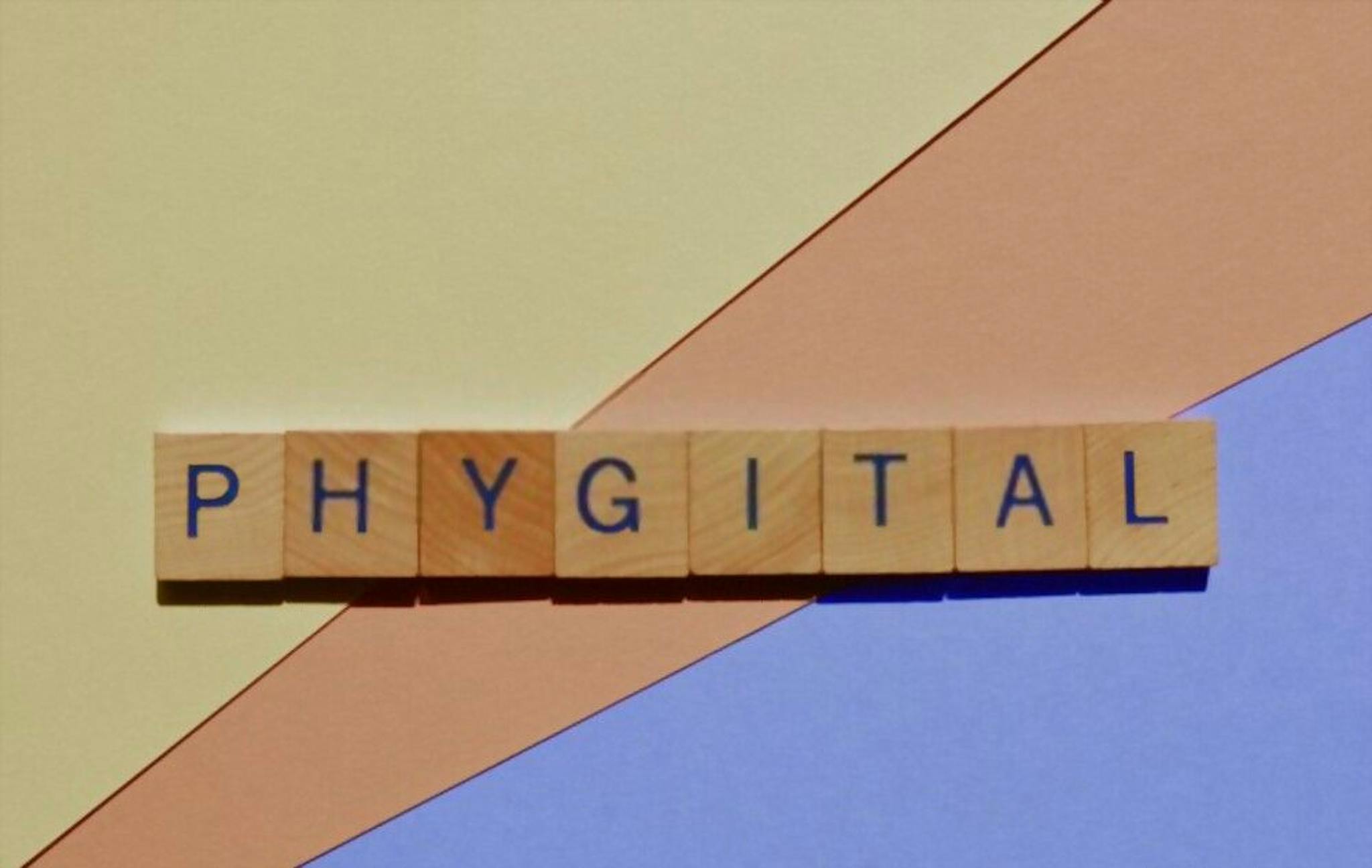 featured image - More Than a Buzzword: Retailers are Going “Phygital” with Their Marketing Strategies