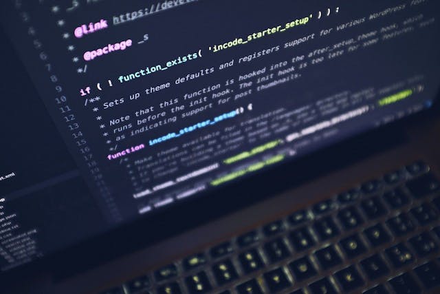 /how-do-you-alternate-positive-and-negative-in-python feature image