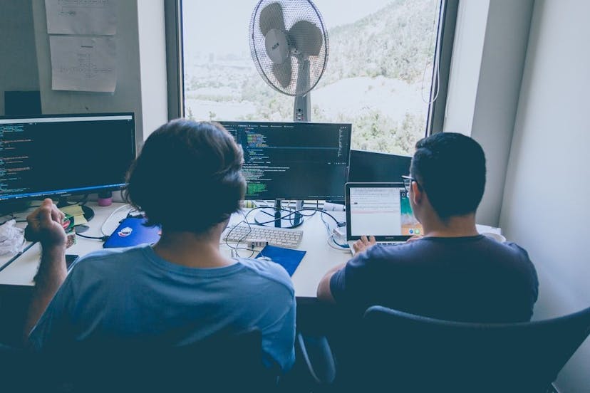 /6-ways-to-make-pull-requests-more-reviewable feature image
