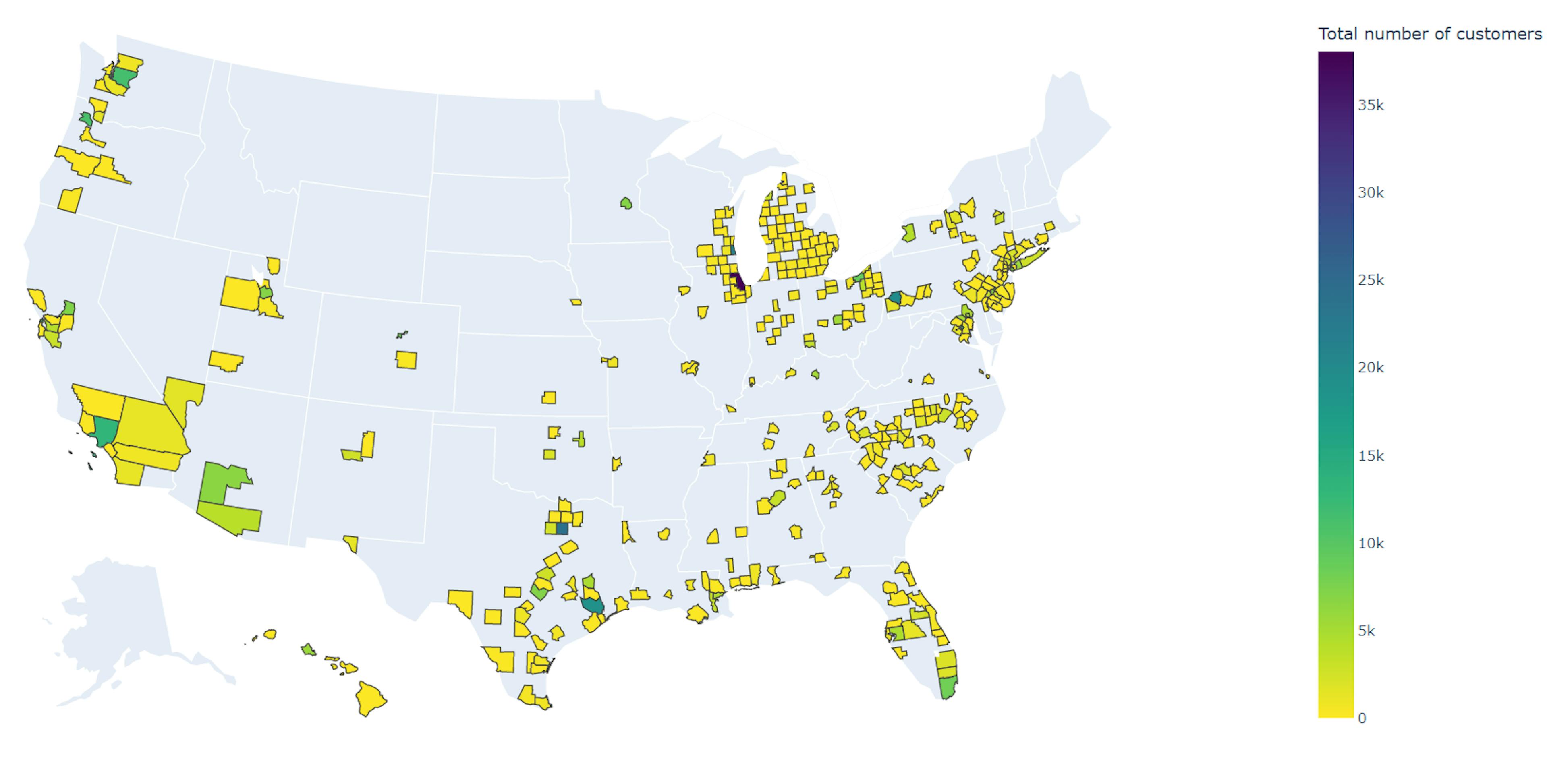 Total numbers of customers by US county. Visualization by Plotly