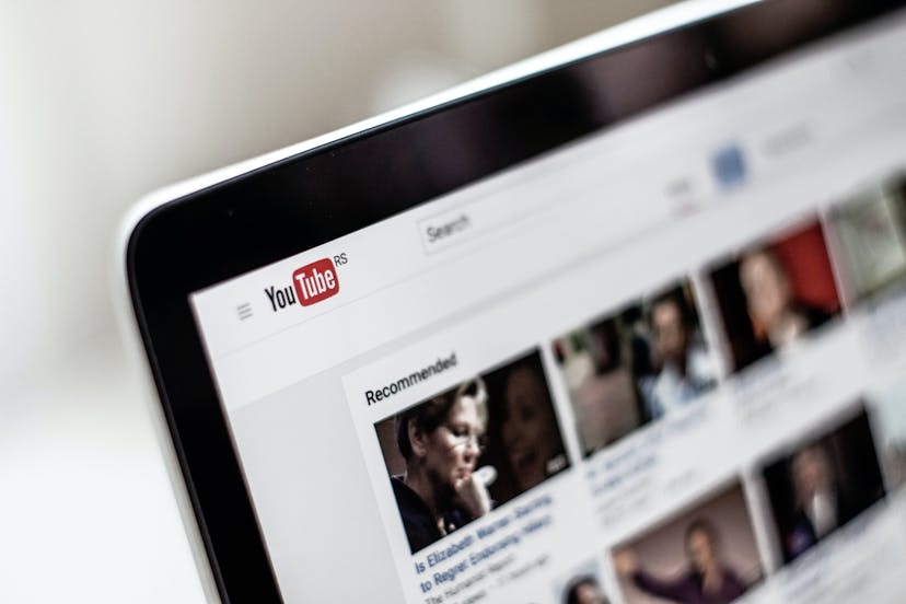 /5-strategies-to-grow-your-youtube-channel-092a36cx feature image