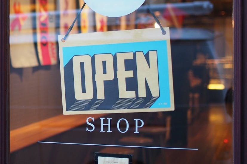/the-retail-evolution-customers-demand-enhancements-to-the-shopping-experience feature image