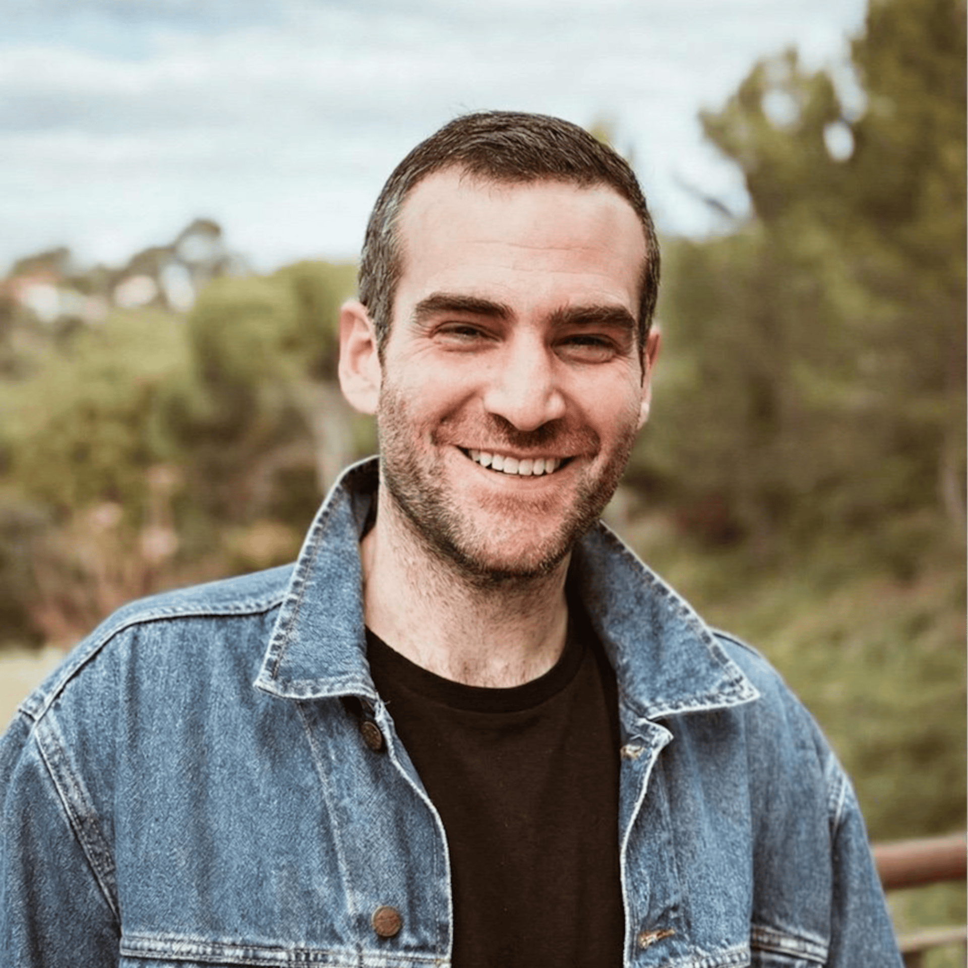 featured image - From Launch to Exit in 10 Months: Inside Neri Bluman's Bet on Answer Engine Optimization