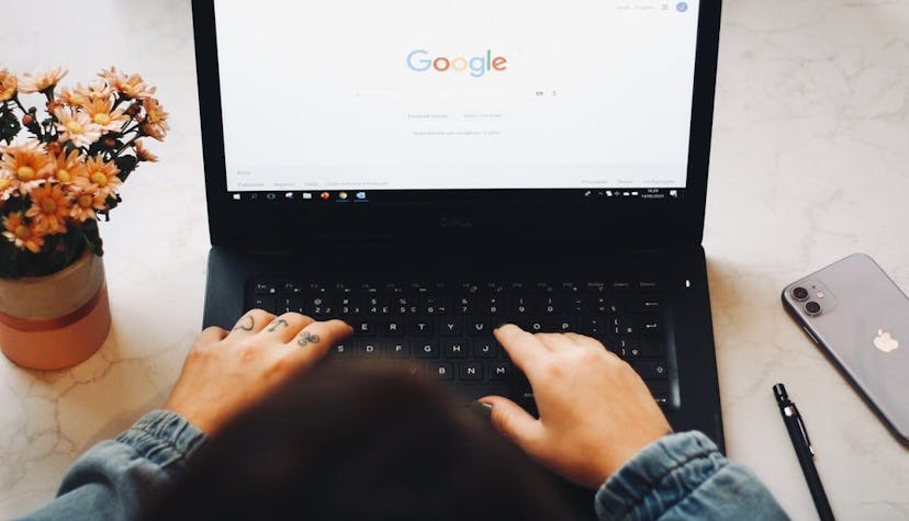 /how-to-use-fuzzy-query-matches-in-elasticsearch-dh1h3167 feature image
