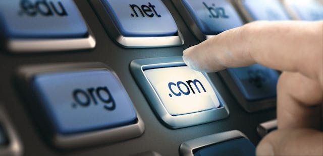 /6-domain-name-registration-drivers-in-q2-2022 feature image